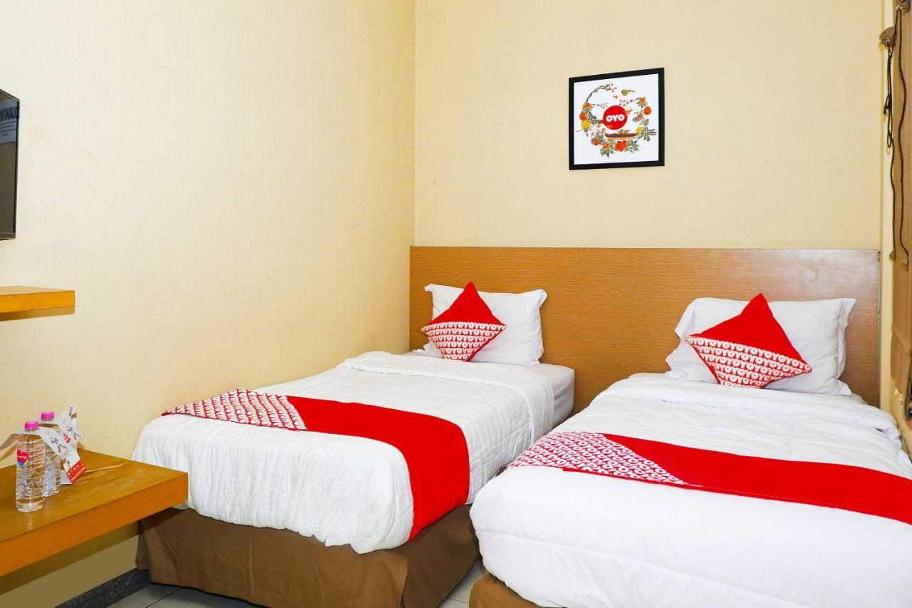 Oyo 381 House Of Blessing Residence Semarang Buitenkant foto