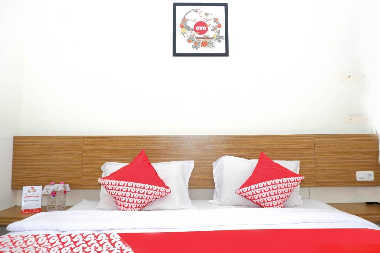 Oyo 381 House Of Blessing Residence Semarang Buitenkant foto