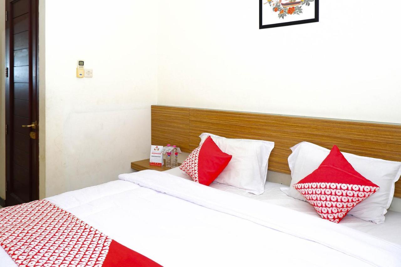 Oyo 381 House Of Blessing Residence Semarang Buitenkant foto