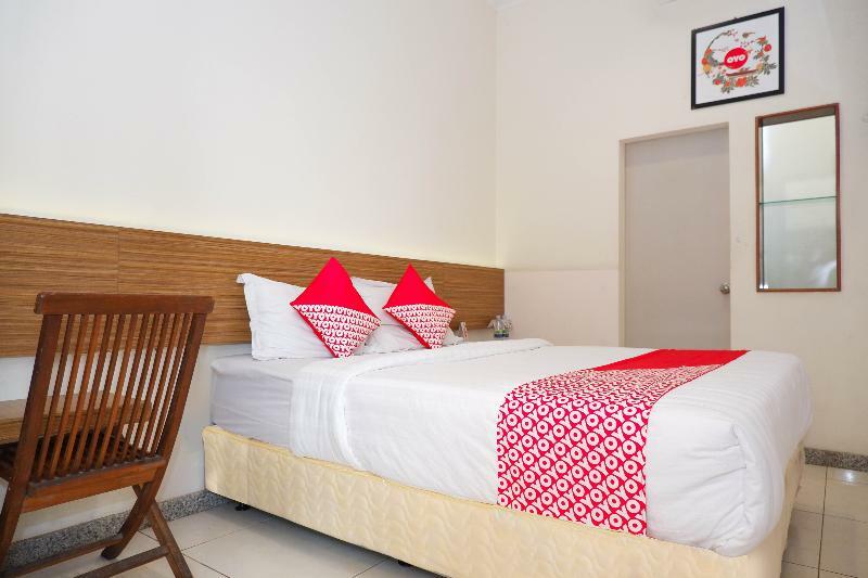 Oyo 381 House Of Blessing Residence Semarang Buitenkant foto